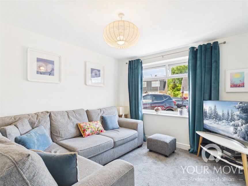 Sitting Room / Bedroom