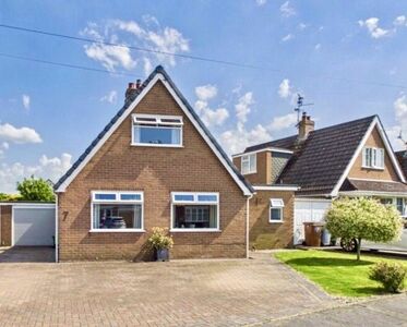 4 bedroom Link Detached House for sale