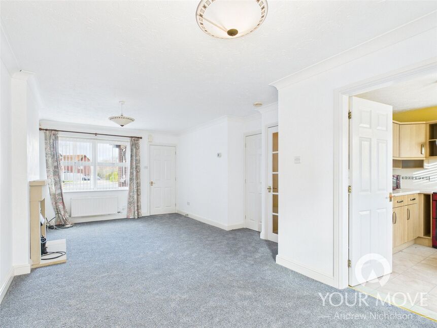 Lounge / Dining Room