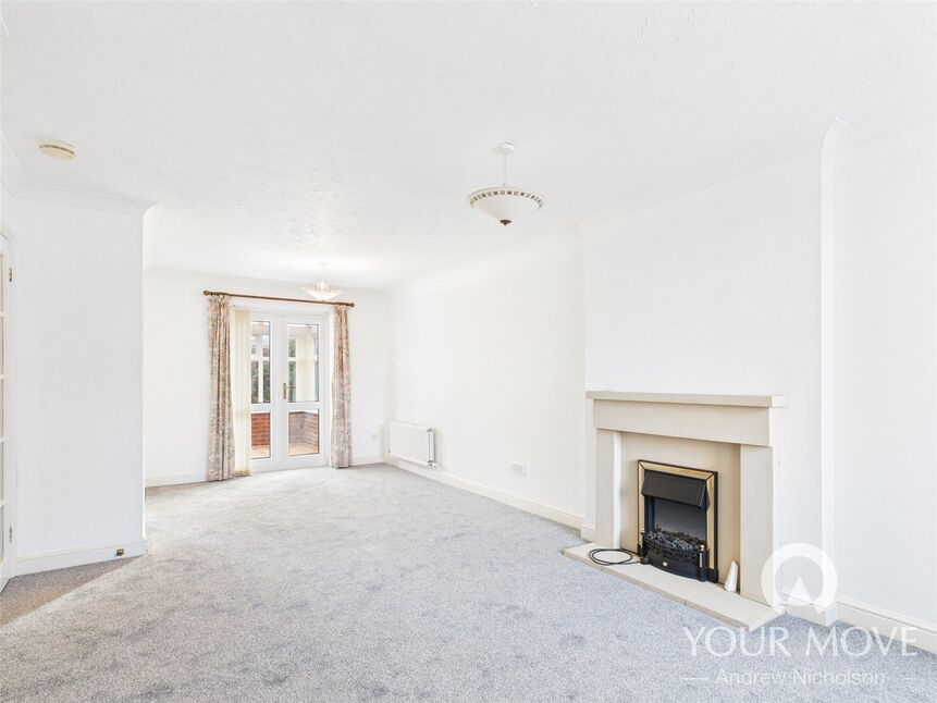 Lounge / Dining Room