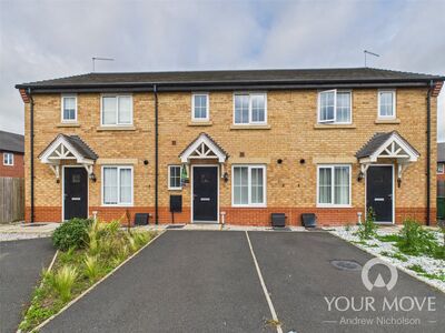 3 bedroom Mid Terrace House to rent