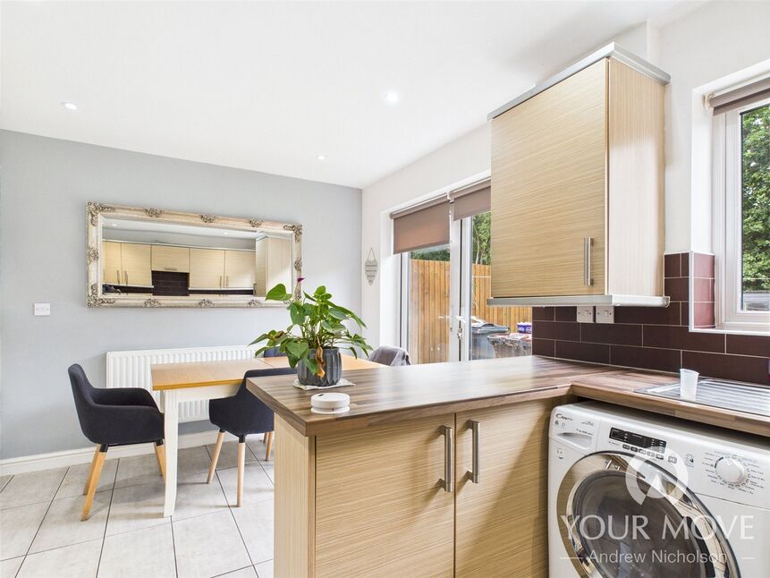 Kitchen / Diner