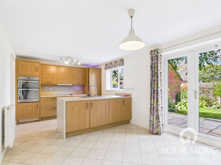 Kitchen / Diner
