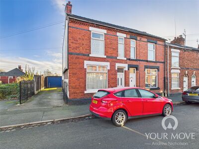 Middlewich Street, 4 bedroom Mid Terrace House for sale, £135,000