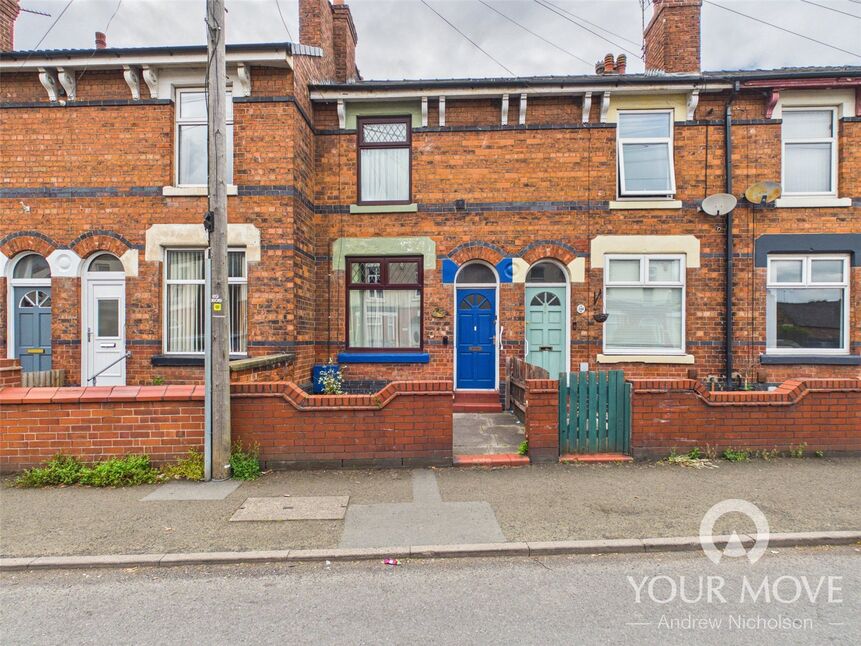 2 bedroom Mid Terrace House for sale