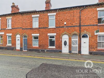 2 bedroom Mid Terrace House for sale