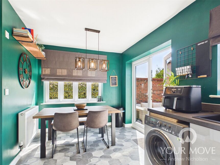 Kitchen / Diner