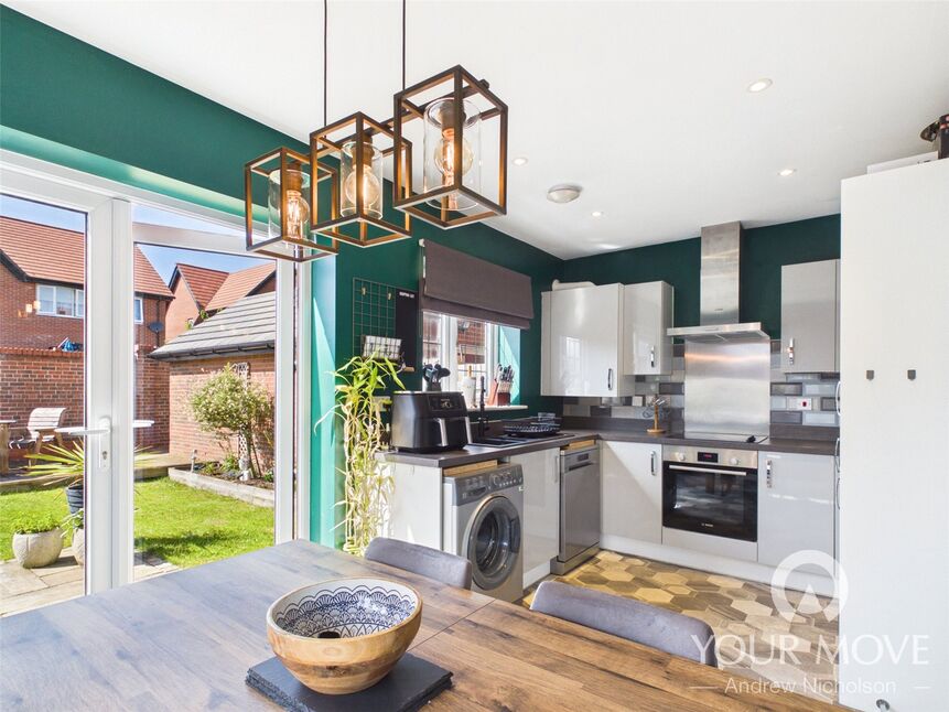 Kitchen / Diner