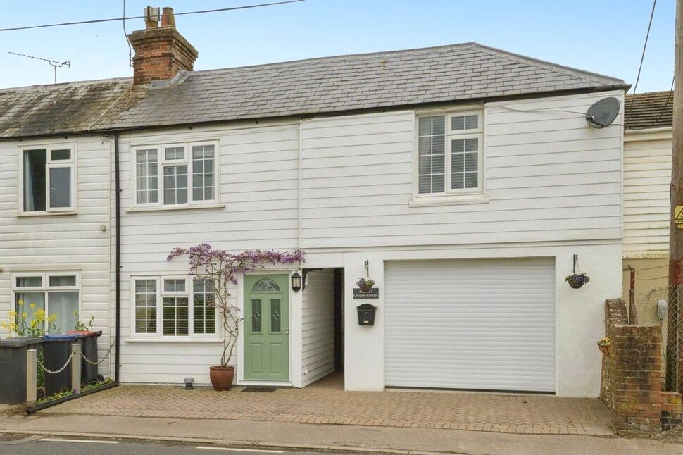 Main image of 3 bedroom Semi Detached House for sale, 2 Chequers Cottages, Stone Street, Petham, Kent, CT4