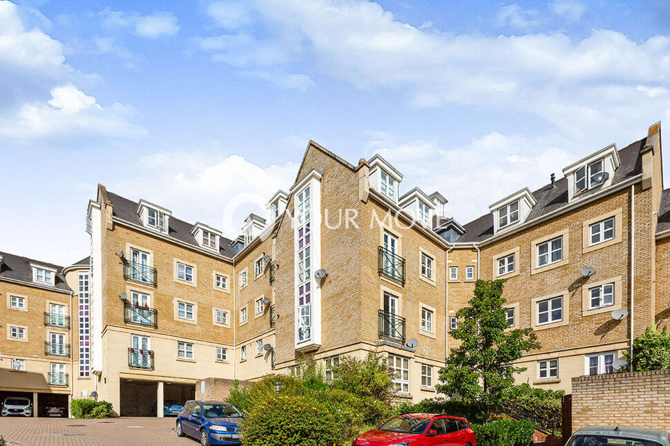 Main image of 2 bedroom Flat to rent, Sandpiper Close, Greenhithe, Kent, DA9