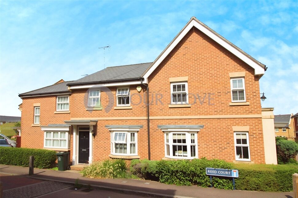 3 bedroom Mid Terrace House to rent, Empire Walk, Greenhithe, DA9 £