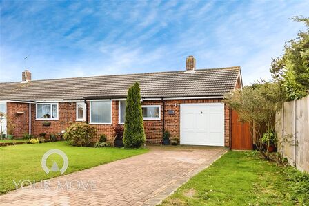2 bedroom Semi Detached Bungalow to rent