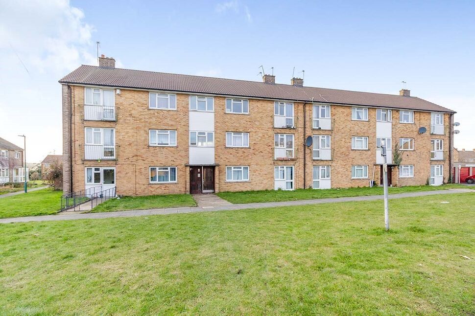 Main image of 2 bedroom Flat to rent, Princes Avenue, Dartford, Kent, DA2