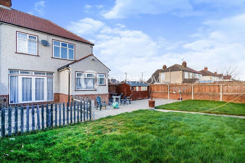 Main image of 1 bedroom  Room to rent, Shepherds Lane, Dartford, Kent, DA1