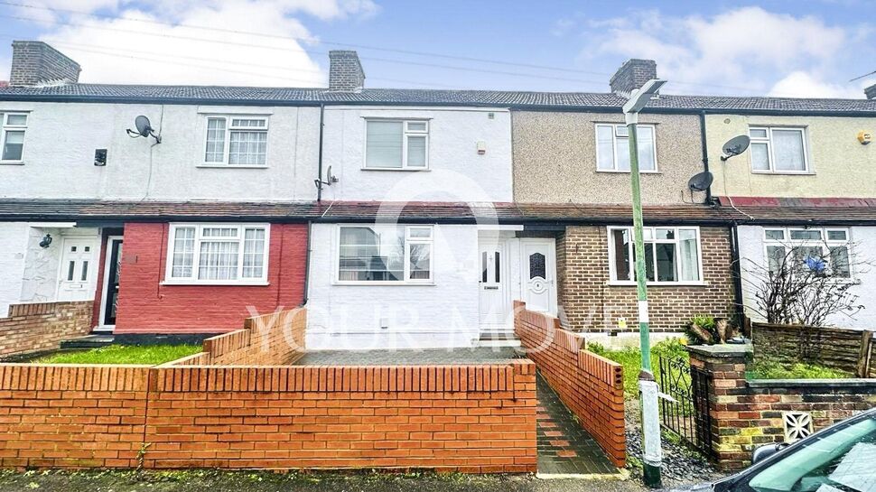 2 bedroom Mid Terrace House for sale, Chatsworth Road, Dartford, DA1