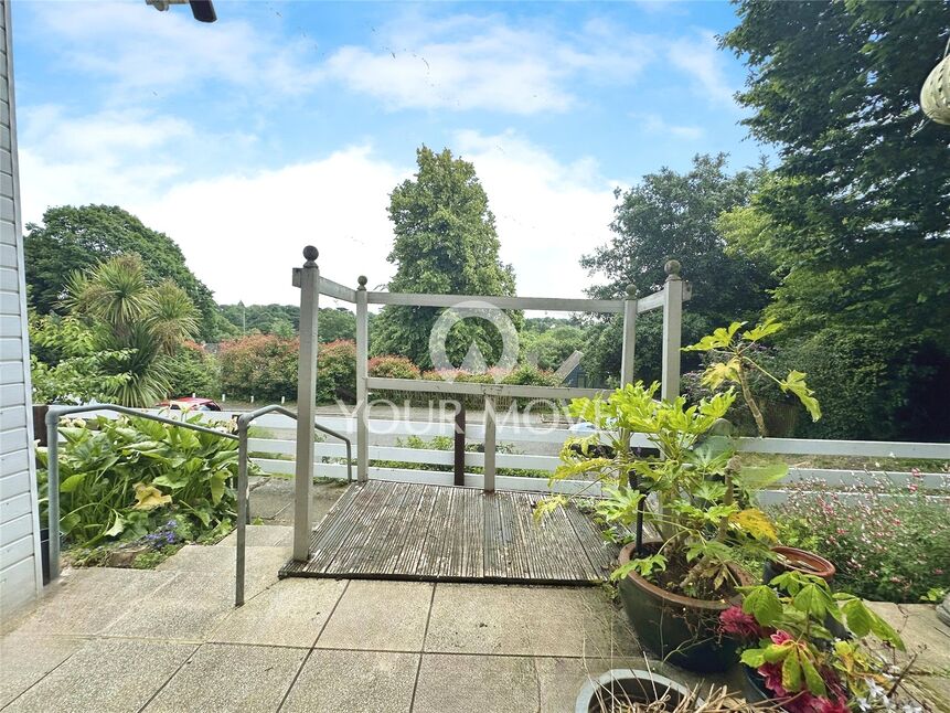 2 bedroom End Terrace House for sale, Monks Orchard, Wilmington, DA1