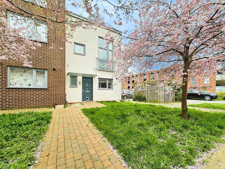 Main image of 2 bedroom End Terrace House for sale, Vimy Drive, Dartford, Kent, DA1