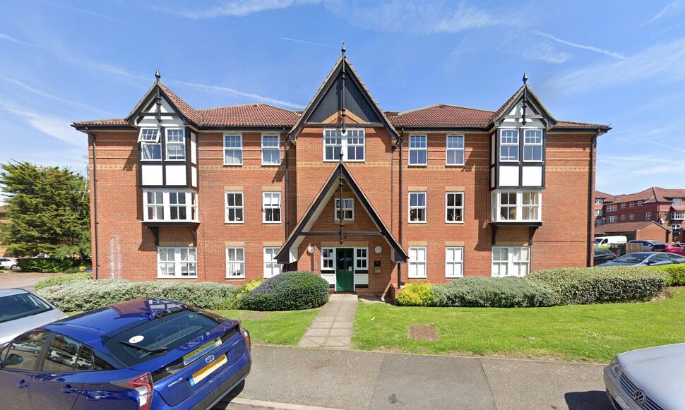 Main image of 2 bedroom  Flat to rent, Osbourne Road, Dartford, Kent, DA2