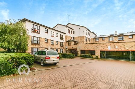 Priory Road, 2 bedroom Flat to rent, &pound;1,400 pcm