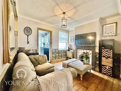 Great Queen Street, 2 bedroom Mid Terrace House for sale, £310,000