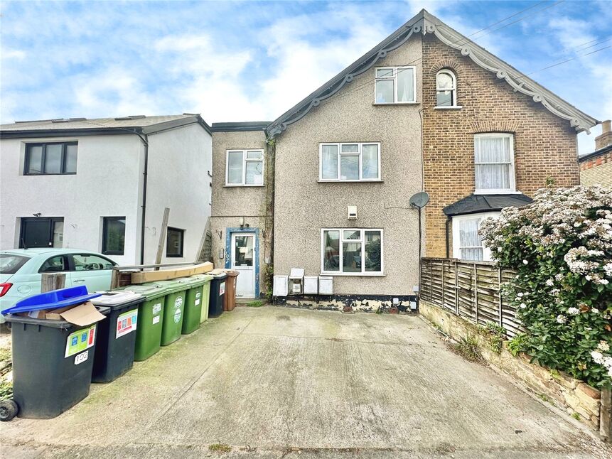Main image of 3 bedroom Semi Detached House for sale, Station Road, Crayford, Dartford, DA1