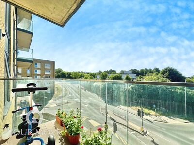 1 bedroom  Flat for sale