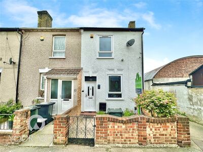 2 bedroom End Terrace House for sale