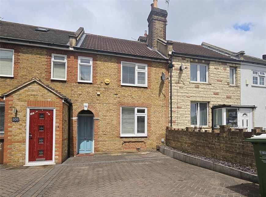 Main image of 2 bedroom Mid Terrace House for sale, Crayford Road, Crayford, Dartford, DA1