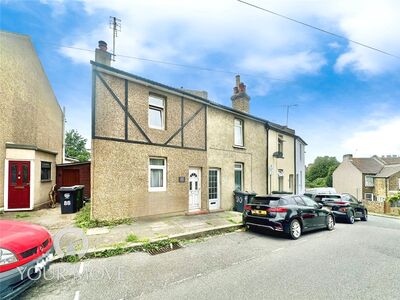 2 bedroom End Terrace House for sale