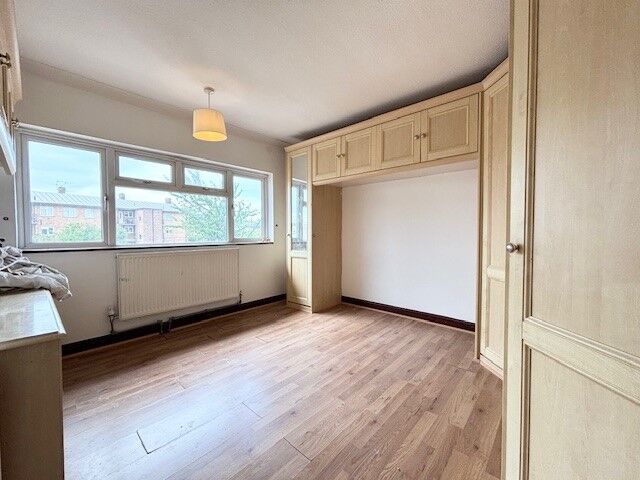 Floorplan of 5 bedroom Mid Terrace House to rent, Littlebrook Manorway, Dartford, Kent, DA1