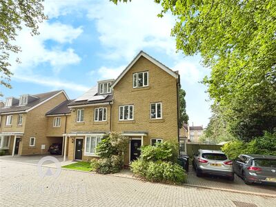 3 bedroom End Terrace House to rent