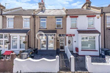 Fulwich Road, 3 bedroom Mid Terrace House for sale, &pound;365,000