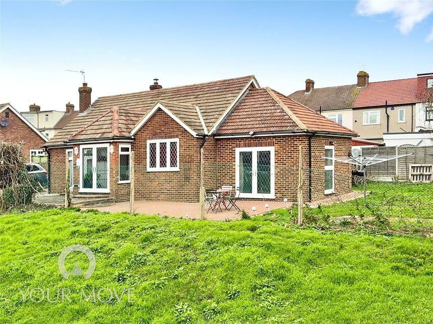 2 bedroom Detached Bungalow for sale