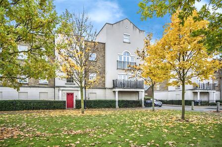 3 bedroom  Flat for sale