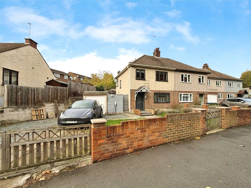 Main image of 3 bedroom Semi Detached House for sale, Old Road, Dartford, DA1