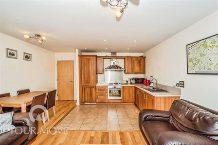 Carmichael Avenue, 2 bedroom Flat to rent, &pound;1,600 pcm