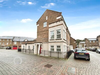 5 bedroom Semi Detached House to rent