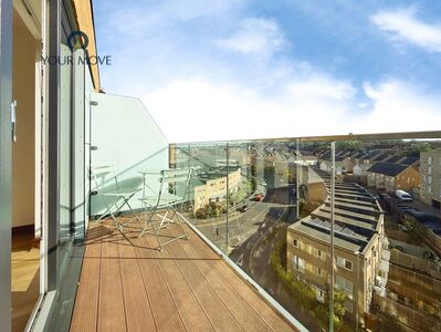 1 bedroom Flat for sale