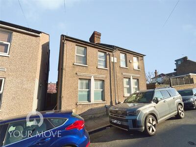 Maiden Lane, 3 bedroom Semi Detached House to rent, &pound;2,000 pcm