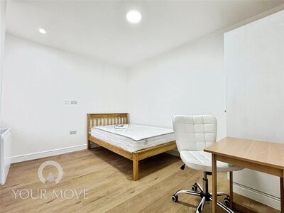 1 bedroom Room to rent