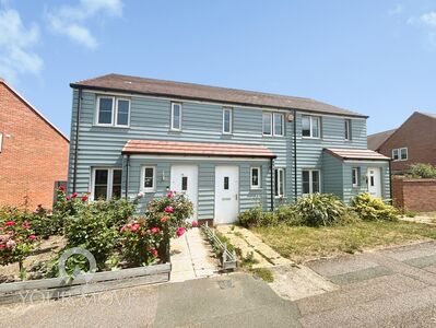 Marsh Street North, 2 bedroom Mid Terrace House to rent, &pound;1,750 pcm
