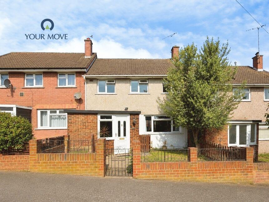 3 bedroom Mid Terrace House for sale