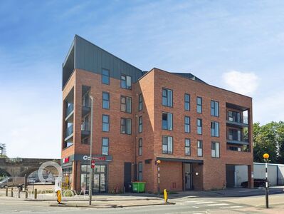 Victoria Road, 1 bedroom Flat to rent, &pound;1,500 pcm