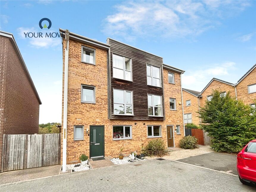 Main image of 4 bedroom Semi Detached House to rent, Rainbow Gardens, Dartford, Kent, DA1