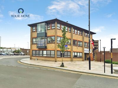Instone Road, 2 bedroom Flat to rent, &pound;1,800 pcm