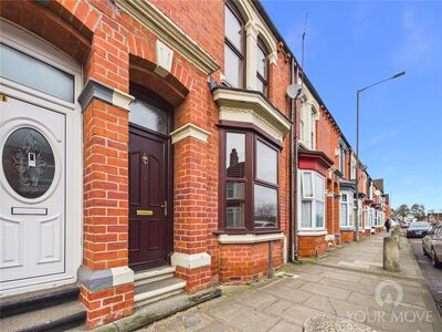 Abingdon Road, 2 bedroom Mid Terrace House to rent, &pound;750 pcm