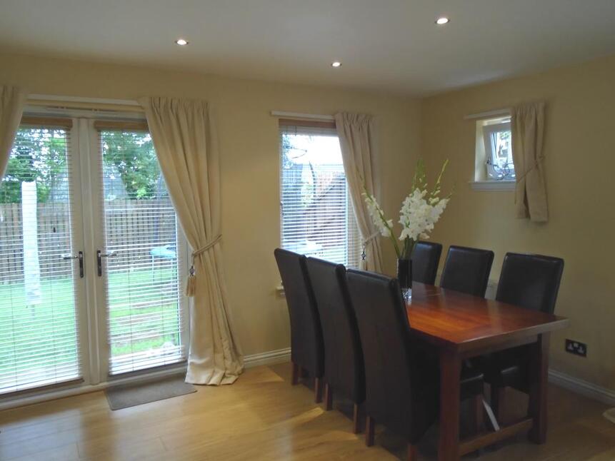 Lounge / Dining Room