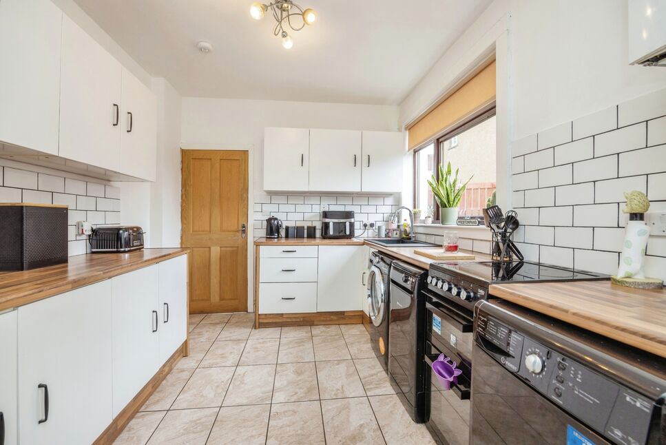 3 bedroom Semi Detached House for sale, Grange Crescent East