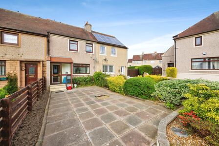2 bedroom Mid Terrace House for sale