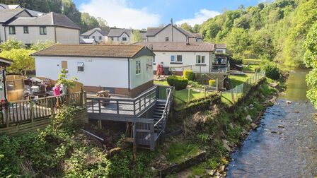 2 bedroom Detached Property for sale